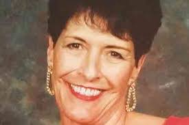 Dee Hurd's Instagram, Twitter & Facebook