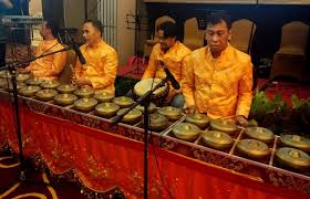 Tali ini konon dahulunya dibuat dari usus binatang. 73 Alat Musik Tradisional Yang Dipukul Lengkap