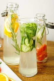 Wasser Mit Geschmack Selbst Gemacht Elle Republic Veggie Juice Healthy Drinks Fruit Infused