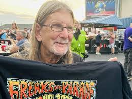 Eugene Tom's Instagram, Twitter & Facebook