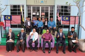 Subsequently, universiti sultan azlan shah (usas) was officially established on june 15, 2016. Institut Kemahiran Islam Darul Ridzuan Ikdar On Twitter Alhamdulillah Berlangsungnya Lawatan Kerja Kunjungan Rasmi Dari Universiti Sultan Azlan Shah Usas Pada 25 Ogos 2020 Di Ikdar Https T Co E4t6juz7ys