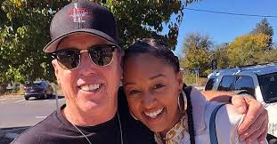 Timothy Mowry (2024 Wiki) Tia & Tamera Father Bio, Age, Family, Kids