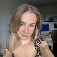 40+ "Ellen Lind" profiles