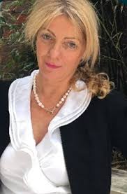 Interior designer is told she must pay up over Chelsea flat damage