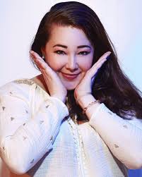 Alison Lea's Instagram, Twitter & Facebook