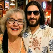 Seen :🥺😭 Means you are no longer needed... Blocked :😭💔🥺Means you are  no longer wanted... Late replies :😭💔Means you are no longer important...  Fake promises :means you are an option😭🙄 Sometimes you