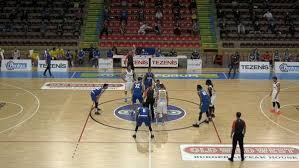 Basket is a small unincorporated community in eastern alsace township, about 8 road miles from downtown reading, pennsylvania. Tezenis Verona Agribertocchi Orzinuovi 95 77 Supercoppa Basket A2