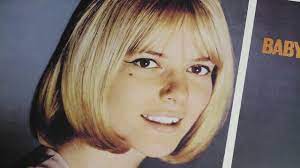 Rien à redire coté ergonomie, le site de france 3 est très clair et le parcours bien structuré. France Gall Reissues Unboxing Video Youtube