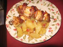 Ricette per tutti, facili e veloci da realizzare. Non Si Fanno Balletti In Cucina Spiedini Di Pollo E Salsiccia Con Patate Al Forno