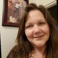 Minnie Parsons's Instagram, Twitter & Facebook