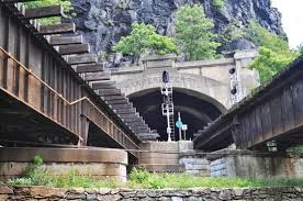 Harpers ferry national historical park. Harper S Ferry Tunnel Entrance For Railroad Tracks Aufnahme Von Harpers Ferry National Historical Park Tripadvisor