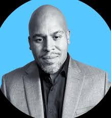 Melody Brady's Instagram, Twitter & Facebook