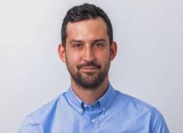 How Montreal's 'street priest' offers comfort to the less fortunate