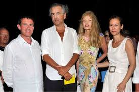 Le Baiser De Manuel Valls A Anne Gravoin Les Dessous D Une Photo