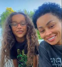 Blac Chyna celebrated her second year of sobriety with a beautiful cake and  her children, Kairo and Dream, by her side. 📸: #blacchyna