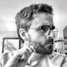 Eduardo Tejada's Instagram, Twitter & Facebook