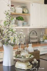 20 Beautiful Ways To Decorate Your Home For Spring Spring Home Decor Kitchen Design Decor Rustic Easter Decor