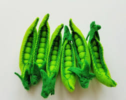 Felt Pea Pod Toy Peas Children S Felt Play Food For Kids Etsy Felt Play Food Felt Food Play Food