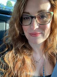 For fun because im sick in bed all day, can anyone find my doppelgänger?