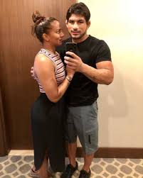 Geeta Phogat And Her Husband Are A Love Struck Couple Popular wrestler geeta phogat, who married fellow wrestler pawan kumar, took an extra eighth 'phera babita phogat married with vivek suhag sister geeta phogat shared marriage photo.
