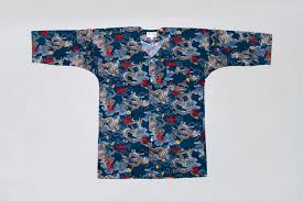 Mako showa is de showa bloedlijn van momotaro. Koikuchi Shirt Black Dragon Yukata Japan