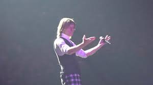 Verkaufe noch neue fanbox von angelo kelly. El Camino The Kelly Family Antwerps Sportpaleis 19 01 2020 Youtube