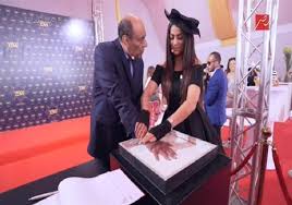 أحمد بدير يغازل مذيعات رامز واكل الجو بموقف كوميدي مصراوى