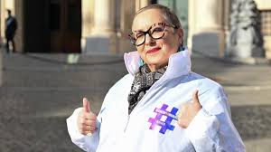 Carolyn Smith risponde alle macabre fake news: «Non sto morendo»
