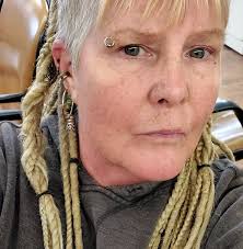 Public showers near Marion or North?