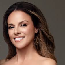 Caitlin Melvin (@caitlinalison) • Threads, Say more