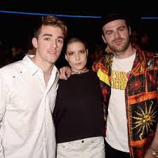 interlude live your life, be free live your life, be free. The Chainsmokers And Halsey Reach Another Huge Milestone With Their Collab Closer Edm Nations