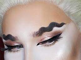 25 Viral Beauty Trends That Need To Die In 2020 Eye Makeup Crazy Makeup Smokey Eye Makeup