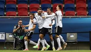 الجوله الثانيه، وتعادل منتخب ألمانيا في الجوله الثالثه والأخيره أمام منتخب المجر بهدفين لكل منهما. Ø§Ù„Ù…Ù†ØªØ®Ø¨ Ø§Ù„Ø£Ù„Ù…Ø§Ù†ÙŠ ØªØ­Øª 21 Ø¹Ø§Ù…Ø§ Ø¨Ø·Ù„Ø§ Ù„Ø£Ù…Ù… Ø£ÙˆØ±ÙˆØ¨Ø§ Ø§Ù„Ù†Ù‡Ø§Ø±