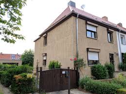 Finden sie einen mieter für ihre immobilie und sichern sich 10% rabatt. Haus Zum Verkauf 06128 Halle Saale Mapio Net
