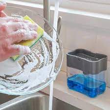 Selain itu, setelah mencuci piring, kita pun biasanya kerap mencuci spons untuk menghilangkan sisa makanan yang menempel. 2 In 1 Dispenser Sabun Cair Cuci Piring Dan Tempat Spons 2 In 1 Soap Pump Sponge Caddy Free Spons