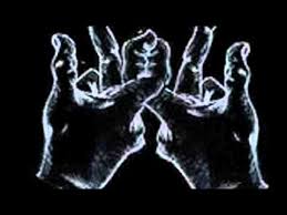 Crip & gd hand shake. Gd Hand Signs Novocom Top
