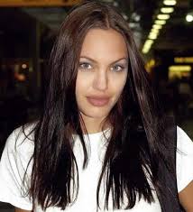Angelina Jolie 90s 90s Top 9 Pictures Of Angelina Jolie Without Makeup 2020 B An In 2020 Angelina Jolie Makeup Angelina Jolie Interview Angelina Jolie Divorce