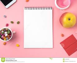 Primero los alumnos ponen los números correspondientes y después rellenan los huecos en la pá. Abra El Cuaderno Con Una Hoja Blanca Limpia Caramelo Piruletas Telefono Manzana Decoraciones En Una Tabla Brillante Rosada Foto De Archivo Imagen De Blanco Rojo 102808380