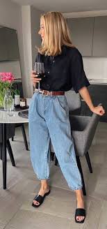 Calça Jeans Que Está Na Moda 2020 Alerta De Tendencia Calca Slouchy Jeans Guita Moda Em 2020 Looks Looks Casuais Femininos Looks Estilosos
