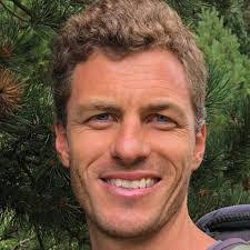 Scott Bennett's Instagram, Twitter & Facebook