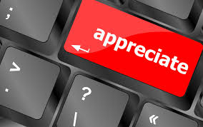 How To Appreciate Others On Facebook And Linkedin Computer Make More Money Computer Keyboard
