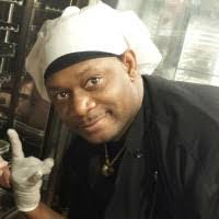 Aaron Markham's Instagram, Twitter & Facebook