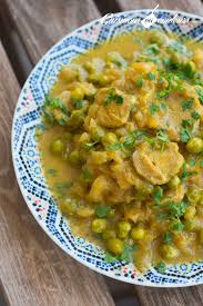 Tajine D Artichauts Et Petits Pois Recette Expliquee Pas A Pas Tajine Recette De Cuisine Marocaine Cuisine Marocaine