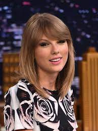 Taylor Swift Pics Taylor Swift Short Hair Medium Bob With Bangs Taylor Swift Bob