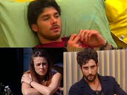 Andrea è un ragazzo spigliato, intraprendente, ambizioso e con un sorriso accattivante, doti che gli consentono di ottenere buoni risultati nel suo. Grande Fratello13 Andrea In Bianco Nel Letto Di Greta