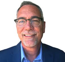 Larry Downs es el nuevo director y publisher de ORIGEN