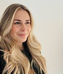 Daisy Poe's Instagram, Twitter & Facebook