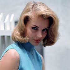 Carol Lynley played the grieving singer in The Poseidon Adventure.... do  you remember?