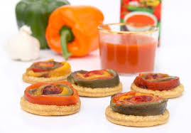 La Cuisine De Bernard Les Mini Tartes Tatin De Poivrons Grilles Et Mon Gazpacho Alvalle Mini Tarte Tatin Mini Tarte Tarte Tatin