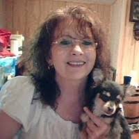 Maggie Hankins's Instagram, Twitter & Facebook